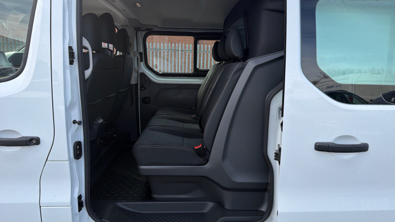 Renault Trafic Lwb Diesel LL30 Blue dCi 150 Extra [Safety] Crew Van